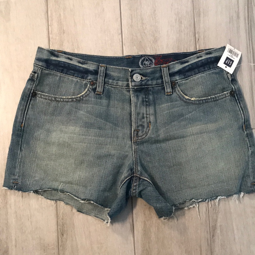Gap 1969 denim cut off shorts size 2 new with tag